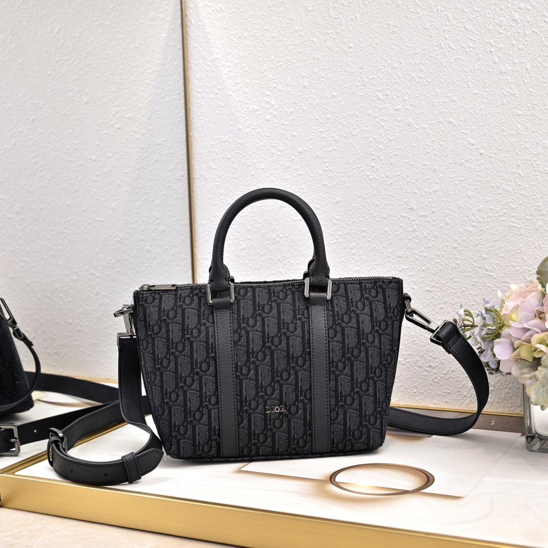 Dior Weekender 25