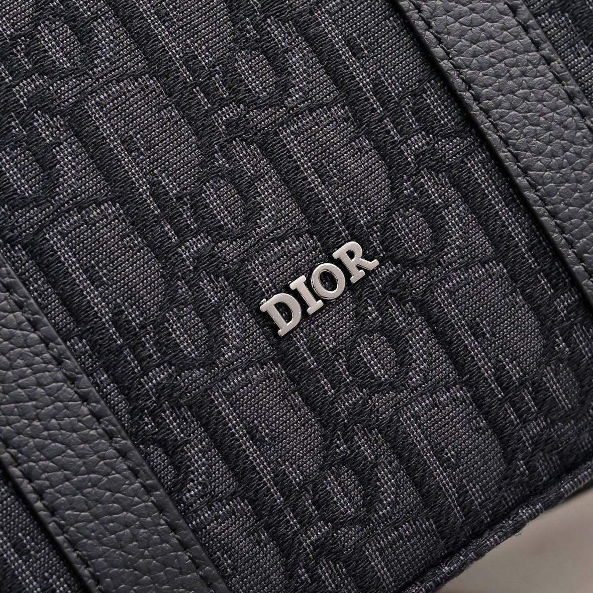 Dior Weekender 25